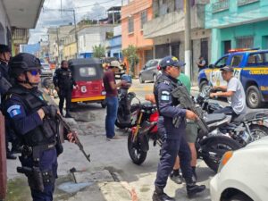 PNC refuerza presencia en el barrio El Gallito para desarticular estructura de la MS-13 