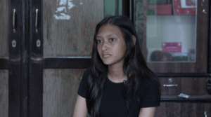 El director de una escuela que evacuó a 900 niños minutos antes de que las inundaciones en Nepal azotaran las aulas 